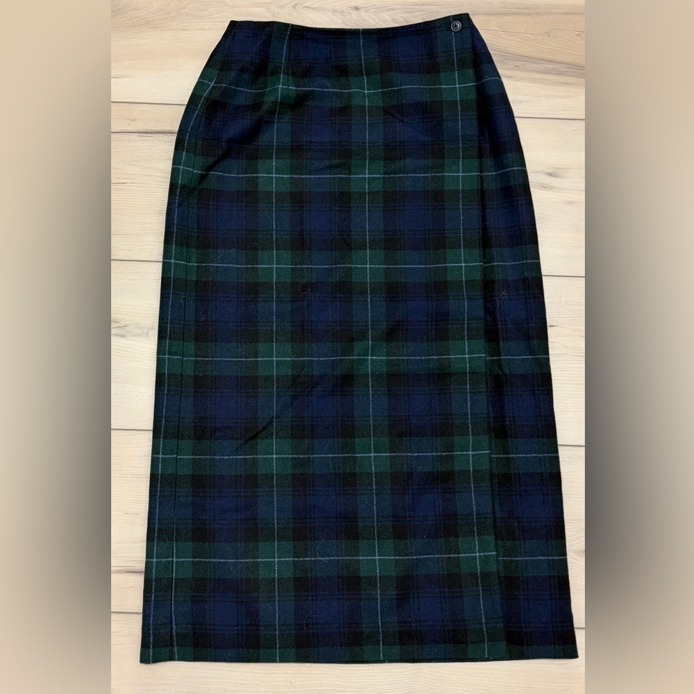 Eddie Bauer Navy and Forest Green Plaid Pencil Skirt